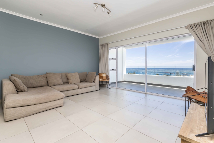 To Let 2 Bedroom Property for Rent in Camps Bay Western Cape